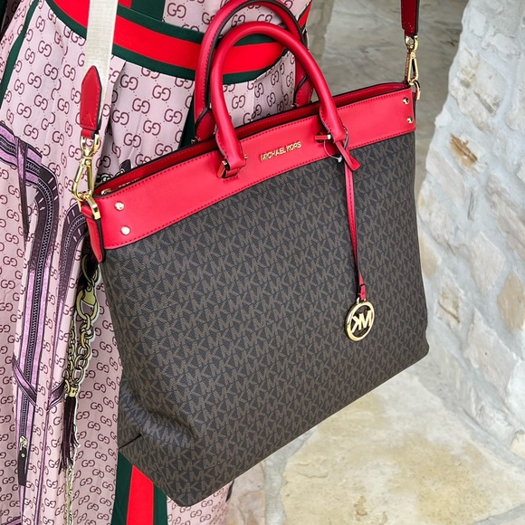 Michael Kors Travel Large NS tote& large continental wallet - Picture 9 of 13